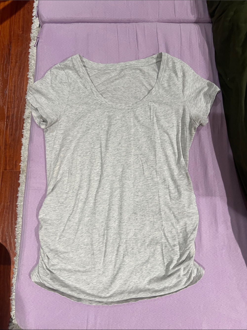 Old navy maternity fitted top